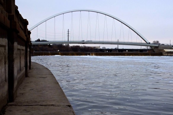 Pedestrian bridge over the Center Street dam