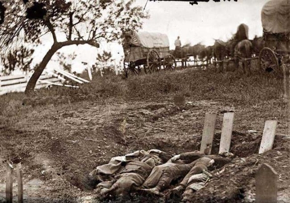 Confederate dead in shallow graves at Gettysburg